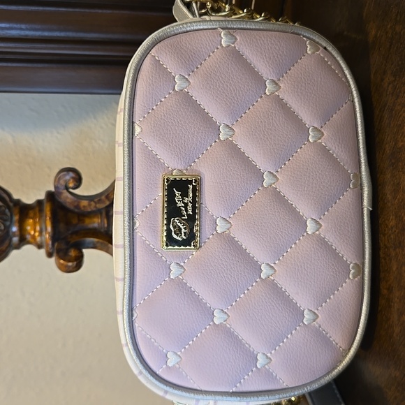 Betsey Johnson Handbags - Betsey Johnson Lilac Quilted Crossbody Bag with Gold & Polyurethane Chain.